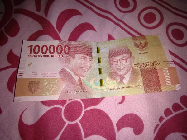 Detail Gambar Uang 100 Nomer 6