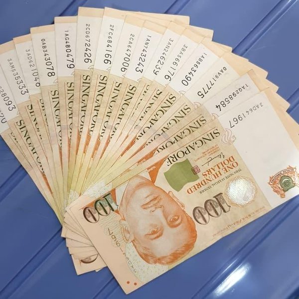 Detail Gambar Uang 100 Dolar Singapura Nomer 3