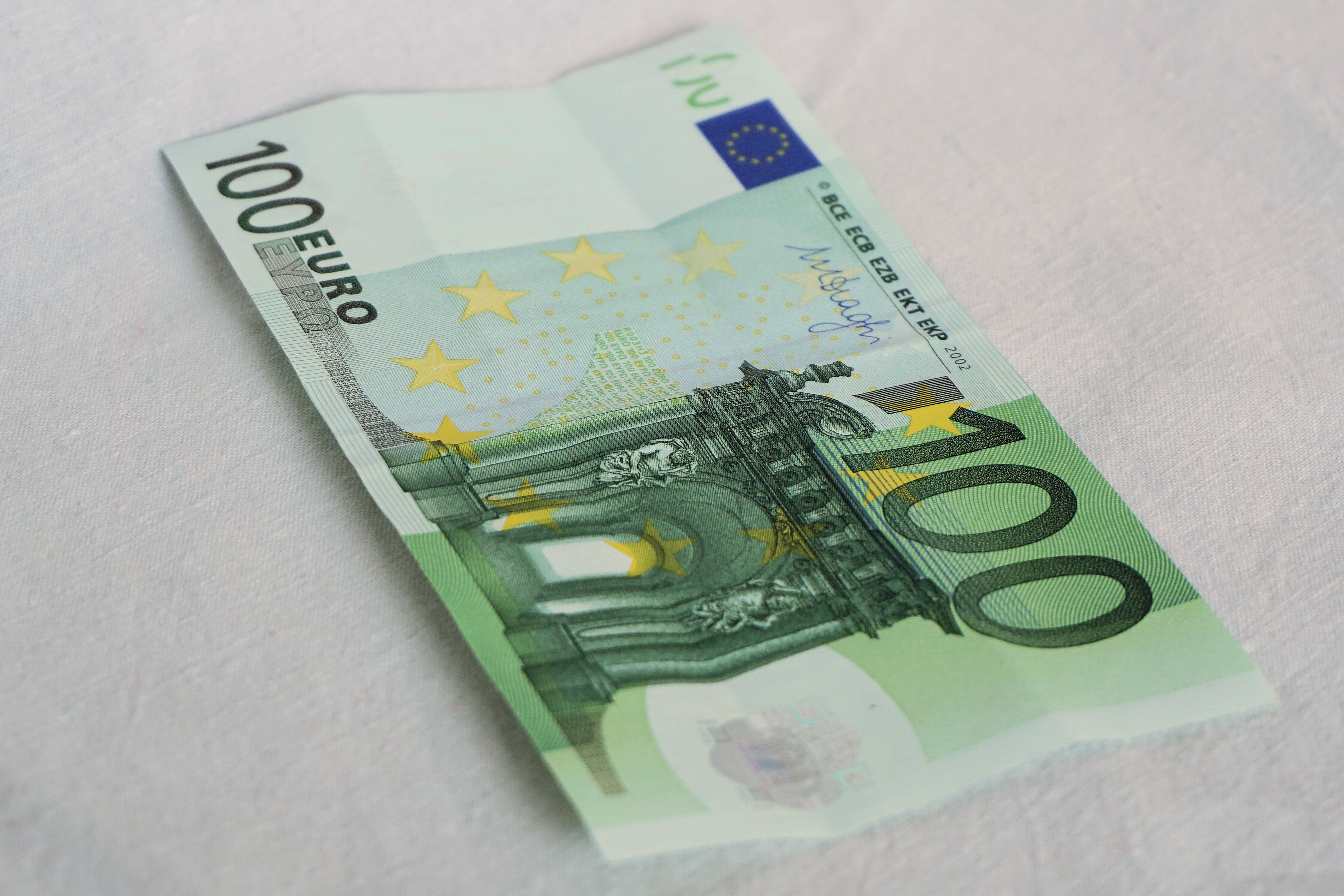 Detail Gambar Uang 100 Euro Nomer 45