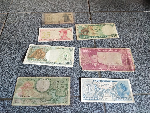 Detail Gambar Uang Seratus Rupiah Nomer 25