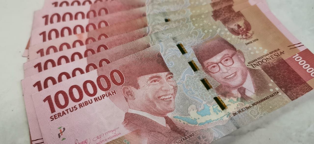 Detail Gambar Uang Tunai Nomer 12