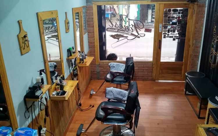 Detail Desain Barbershop Keren Nomer 36