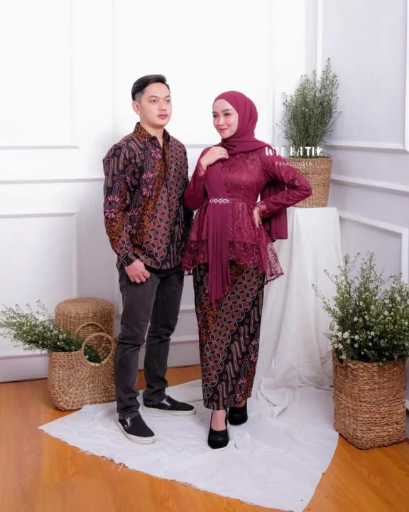 Detail Desain Batik Couple Nomer 48