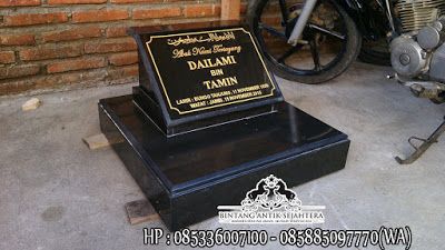 Detail Desain Batu Nisan Nomer 26