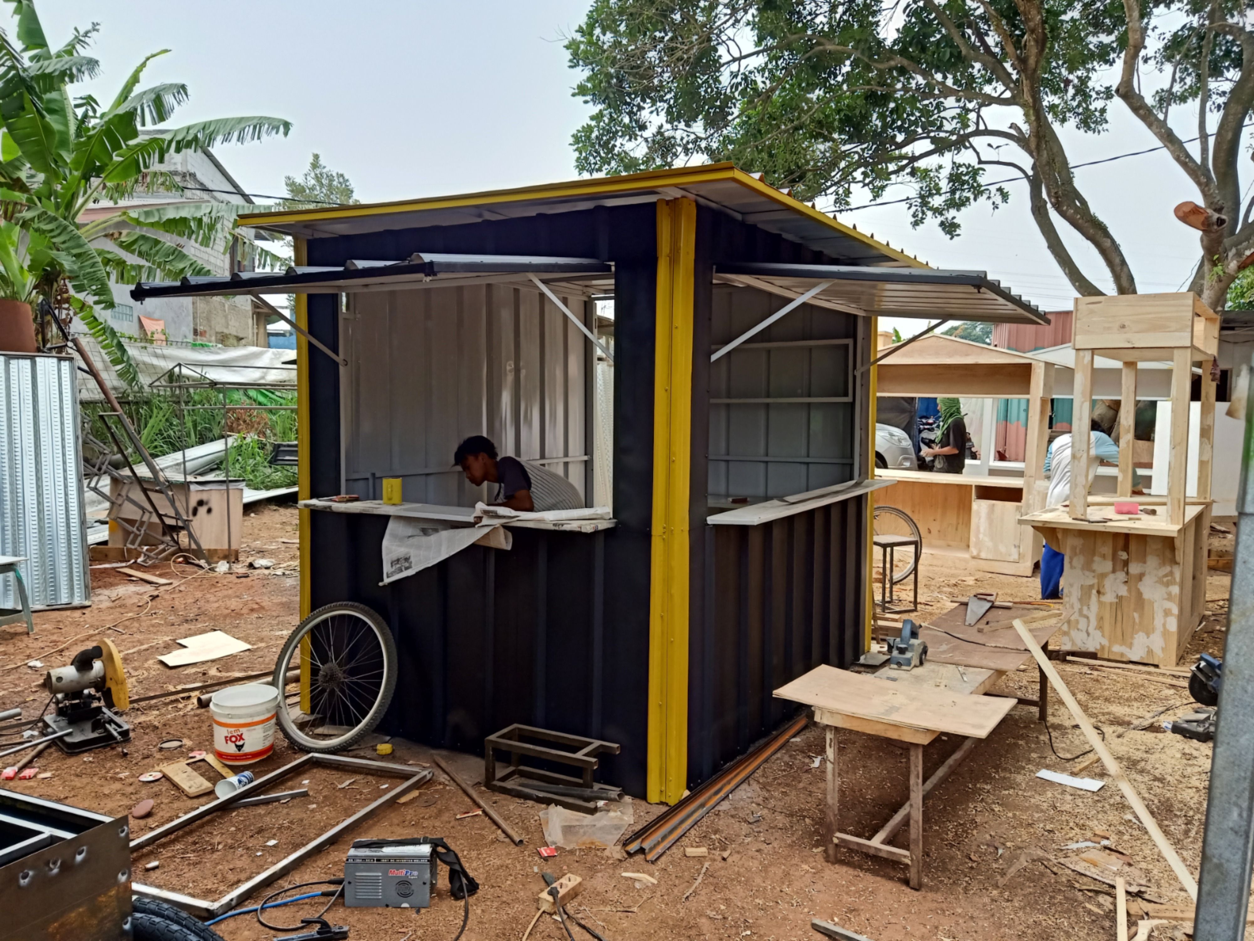 Detail Desain Booth Container Nomer 43