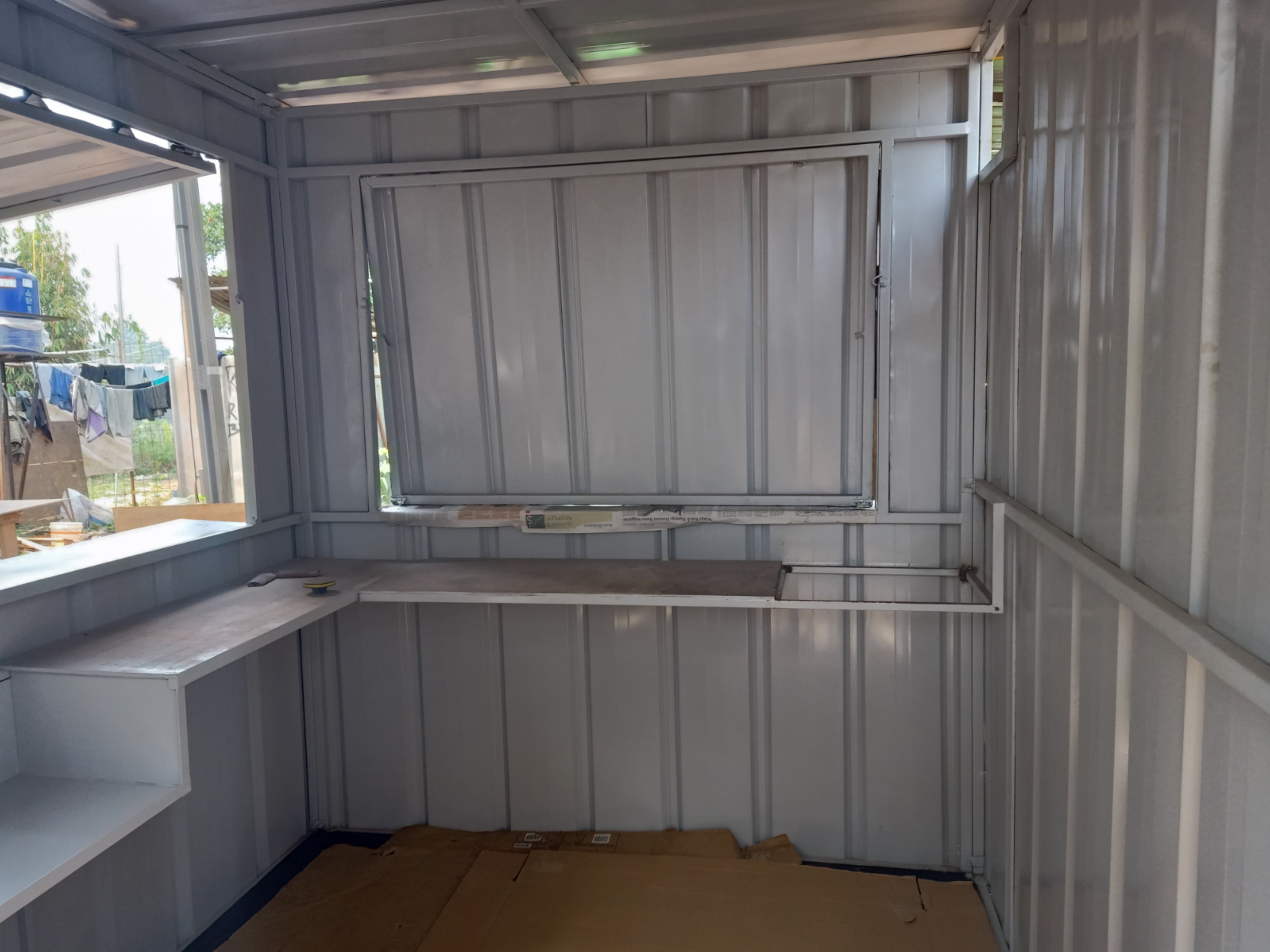 Desain Booth Semi Container - KibrisPDR