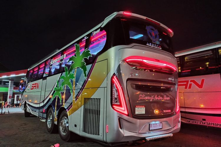 Revolusi di Jalan Raya: Desain Bus Pariwisata Terbaru yang Mengutamakan Kenyamanan dan Keamanan