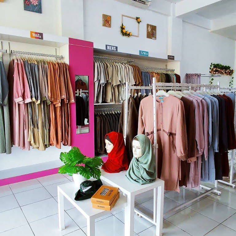 Detail Desain Butik Rumahan Sederhana Nomer 52