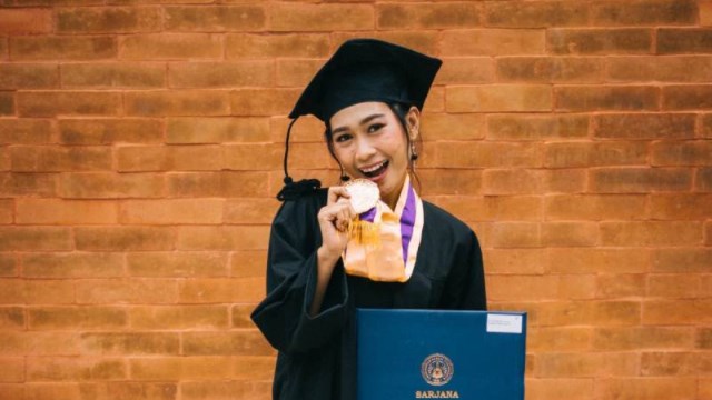 Detail Gambar Ucapan Selamat Wisuda Nomer 33