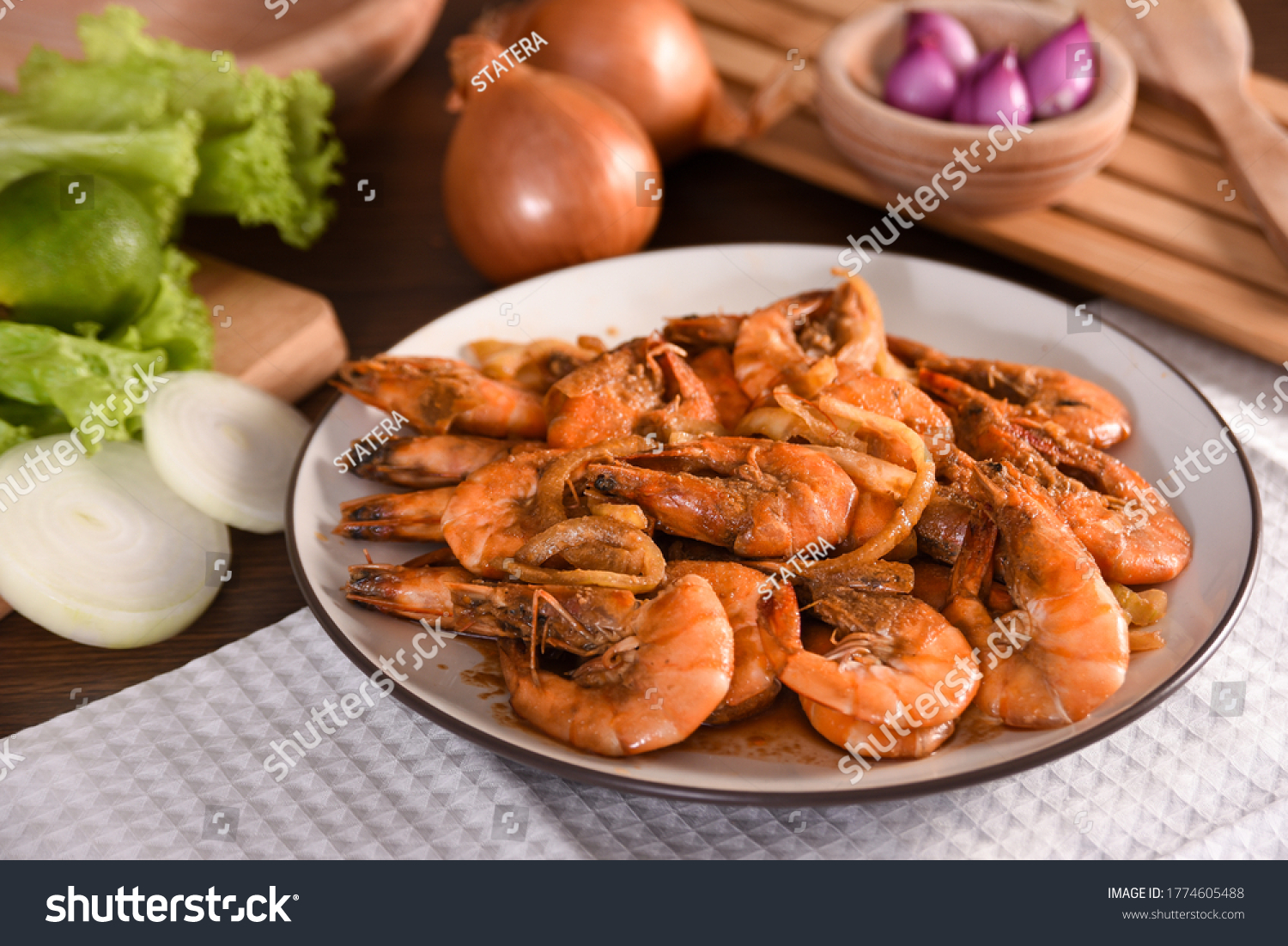 Detail Gambar Udang Goreng Mentega Nomer 18