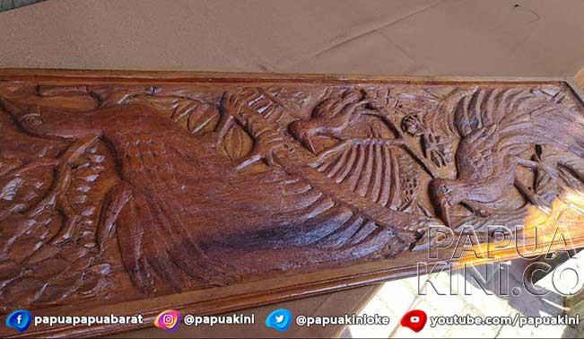 Detail Gambar Ukiran Kayu Dari Papua Nomer 23