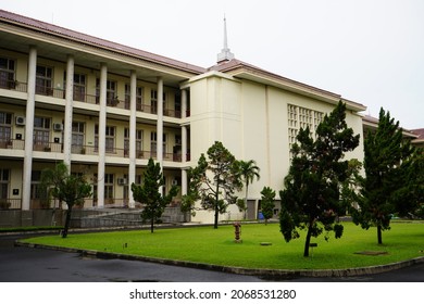 Detail Gambar Universitas Gadjah Mada Nomer 23