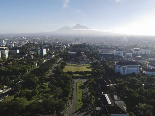 Detail Gambar Universitas Gadjah Mada Nomer 56