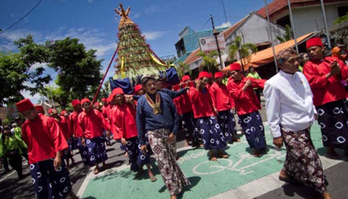 Detail Gambar Upacara Adat Dan Asal Daerahnya Nomer 30