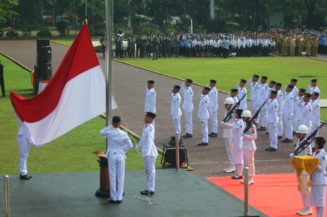 Detail Gambar Upacara Bendera Nomer 13