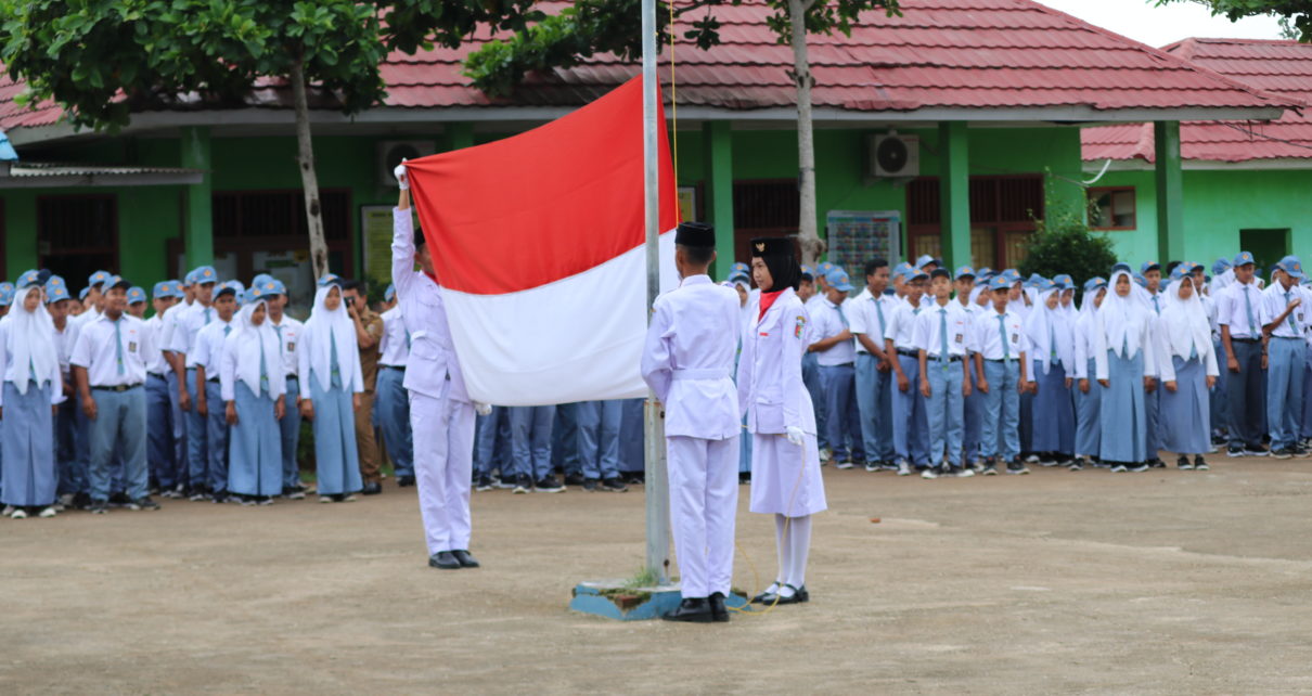 Detail Gambar Upacara Bendera Nomer 28