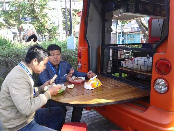 Detail Gambar Usaha Warung Mobil Nomer 12