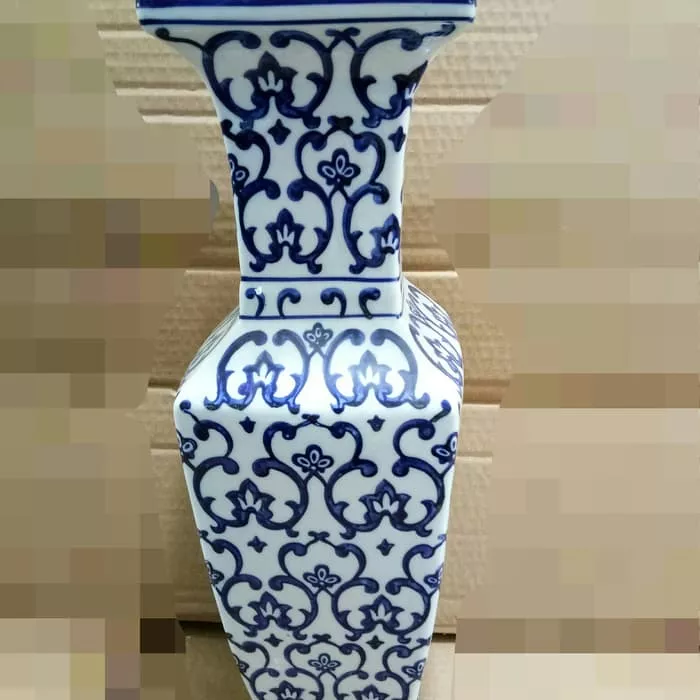 Detail Gambar Vas Bunga Batik Nomer 31
