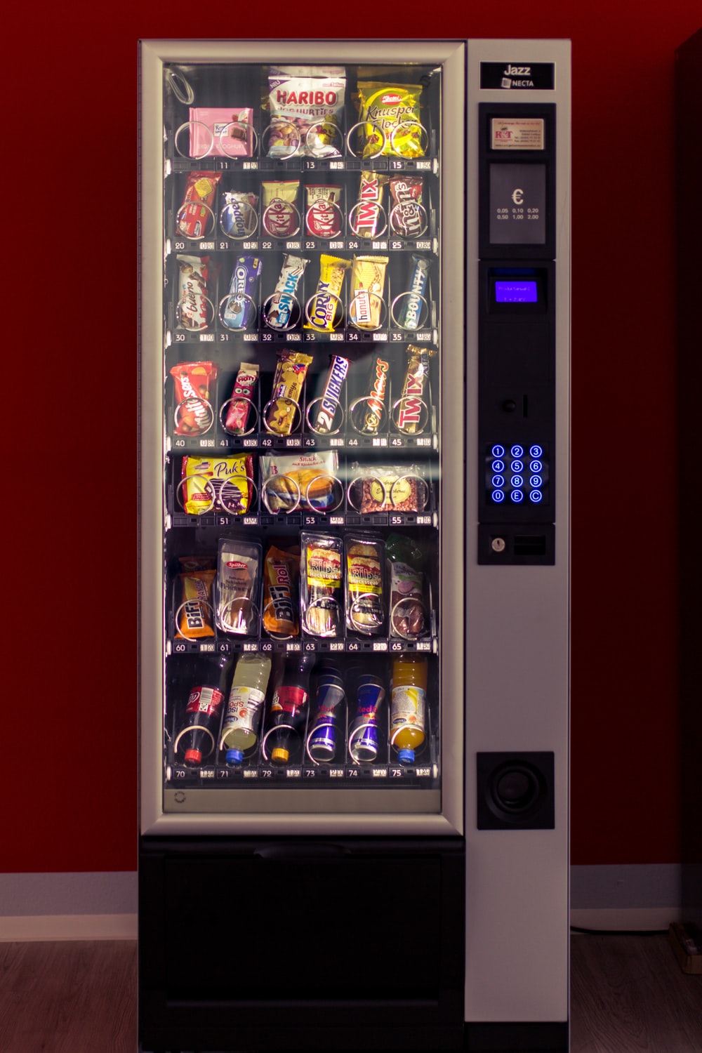 Detail Gambar Vending Machine Nomer 46