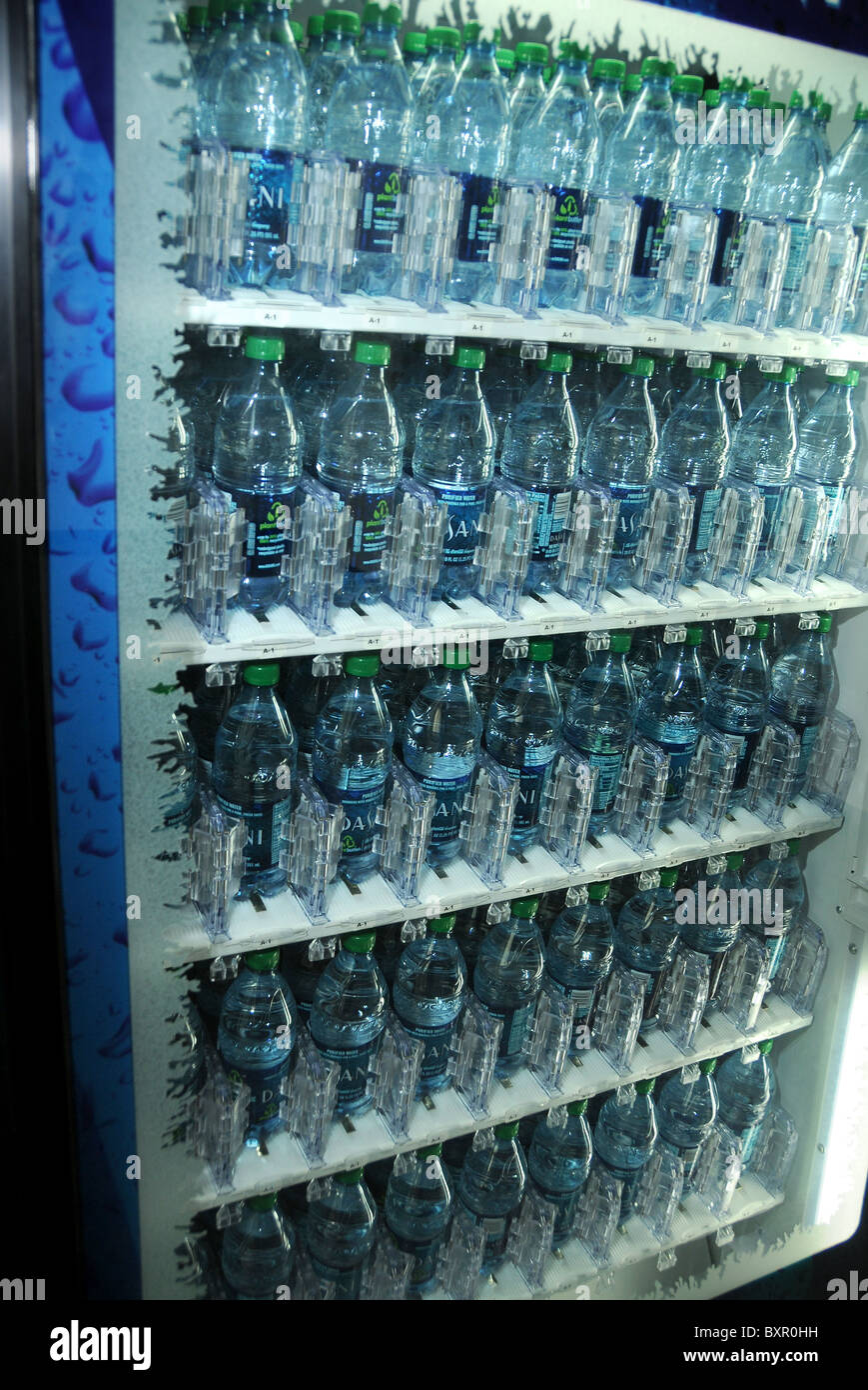 Detail Gambar Vending Machine Mineral Water Nomer 41