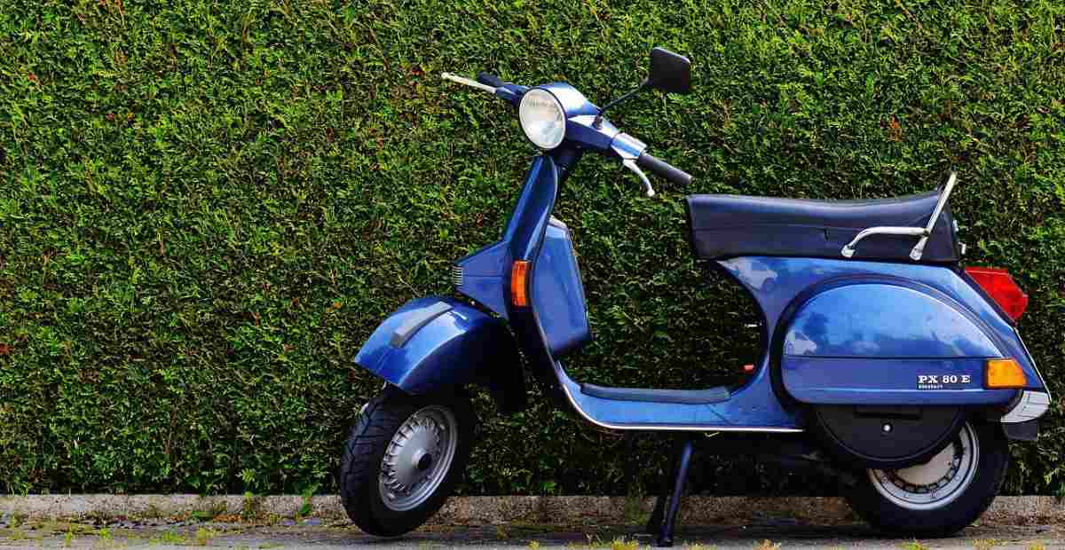 Detail Gambar Vespa Klasik Keren Nomer 20