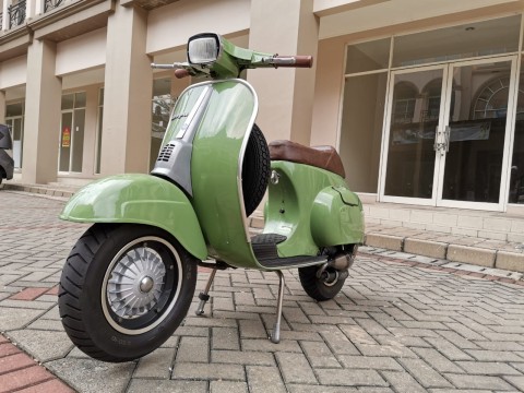 Detail Gambar Vespa Klasik Keren Nomer 37