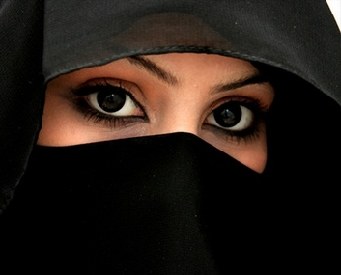 Detail Gambar Wanita Arab Bercadar Nomer 22