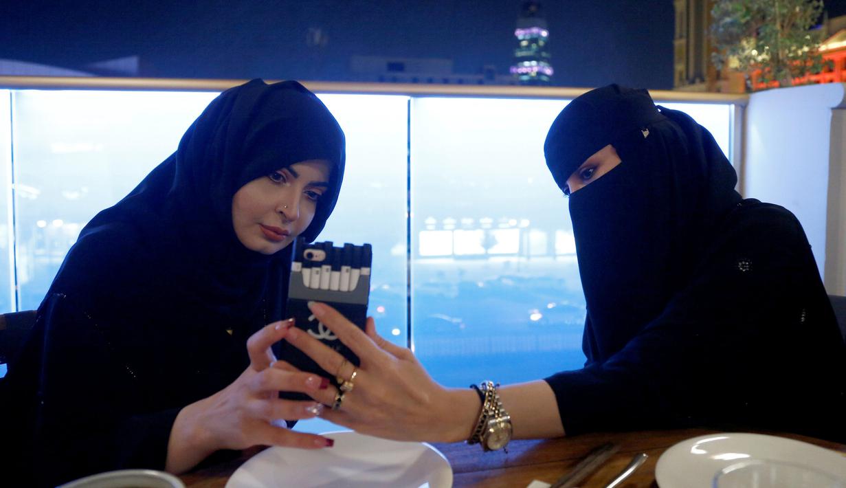 Detail Gambar Wanita Arab Bercadar Nomer 38