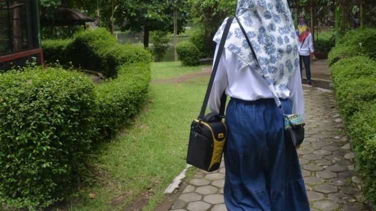 Detail Gambar Wanita Berhijab Syar I Nomer 34