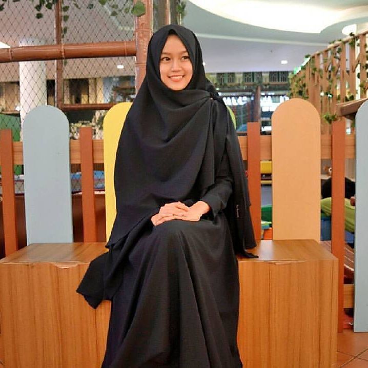 Detail Gambar Wanita Berhijab Syari Nomer 47