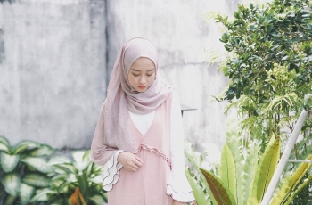 Detail Gambar Wanita Berjilbab Nomer 55