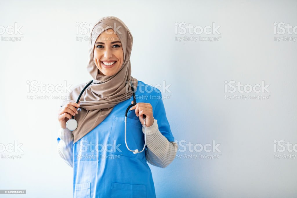 Detail Gambar Wanita Hijab Dari Belakang Nomer 43