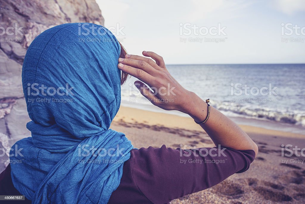 Detail Gambar Wanita Hijab Dari Belakang Nomer 49