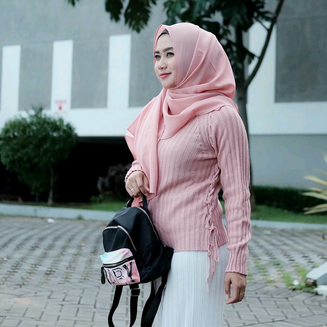 Detail Gambar Wanita Jilbab Nomer 13