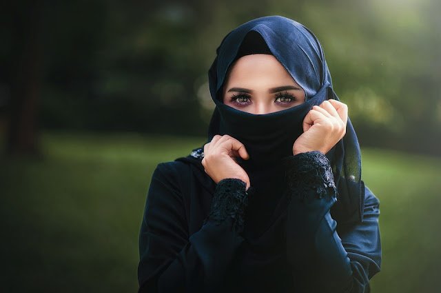 Detail Gambar Wanita Muslimah Cantik Nomer 34