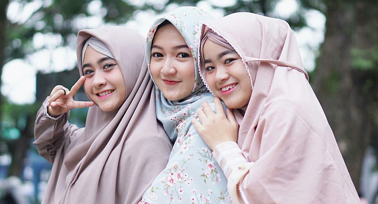 Detail Gambar Wanita Muslimah Cantik Nomer 55