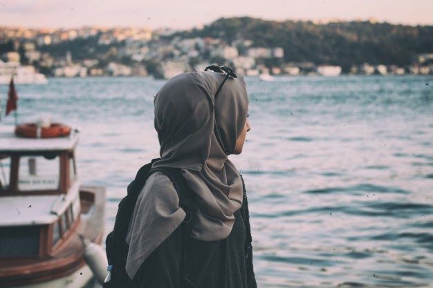Detail Gambar Wanita Muslimah Dari Belakang Nomer 10