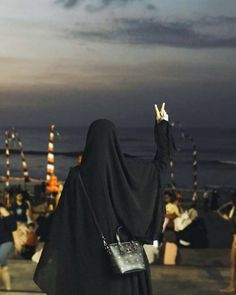 Detail Gambar Wanita Muslimah Dari Belakang Terbaru Nomer 40