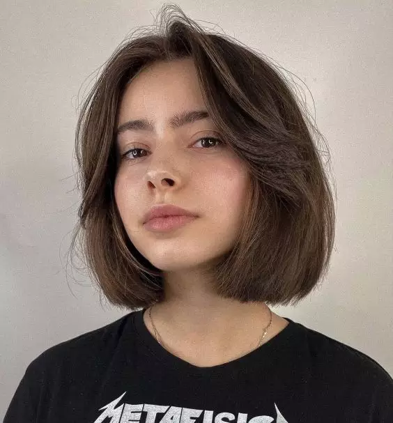 Detail Gambar Wanita Rambut Pendek Nomer 36