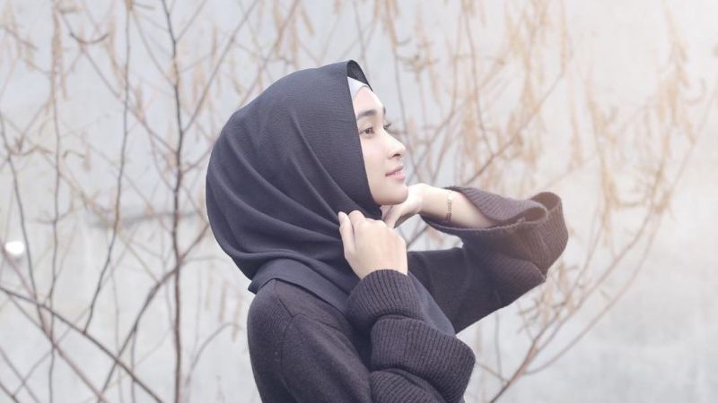 Detail Gambar Wanita Soleha Nomer 18