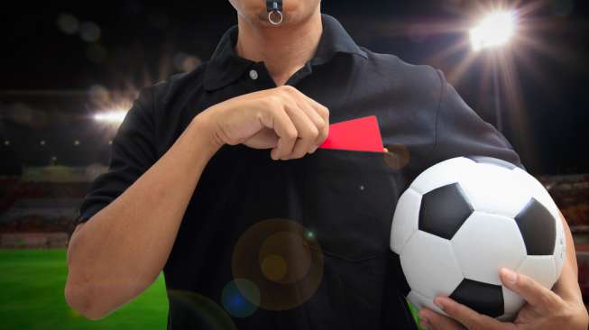 Detail Gambar Wasit Sepak Bola Nomer 25