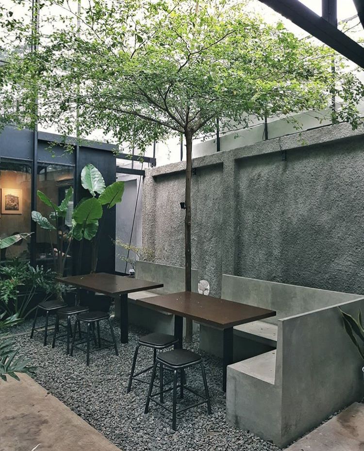 Detail Desain Cafe Outdoor Halaman Rumah Nomer 32