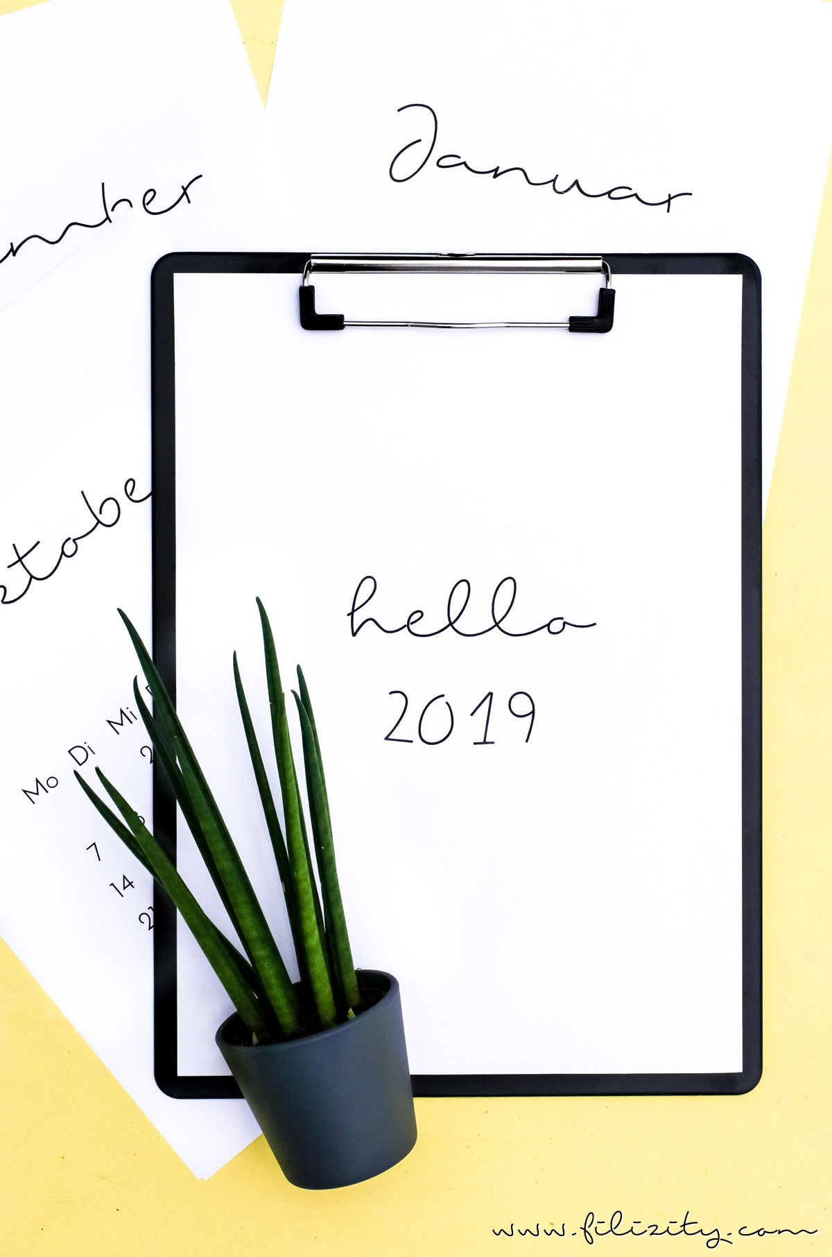 Detail Minimalistischer Kalender Nomer 3