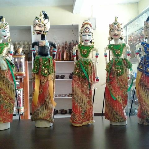 Detail Gambar Wayang Golek Pandawa Lima Nomer 48