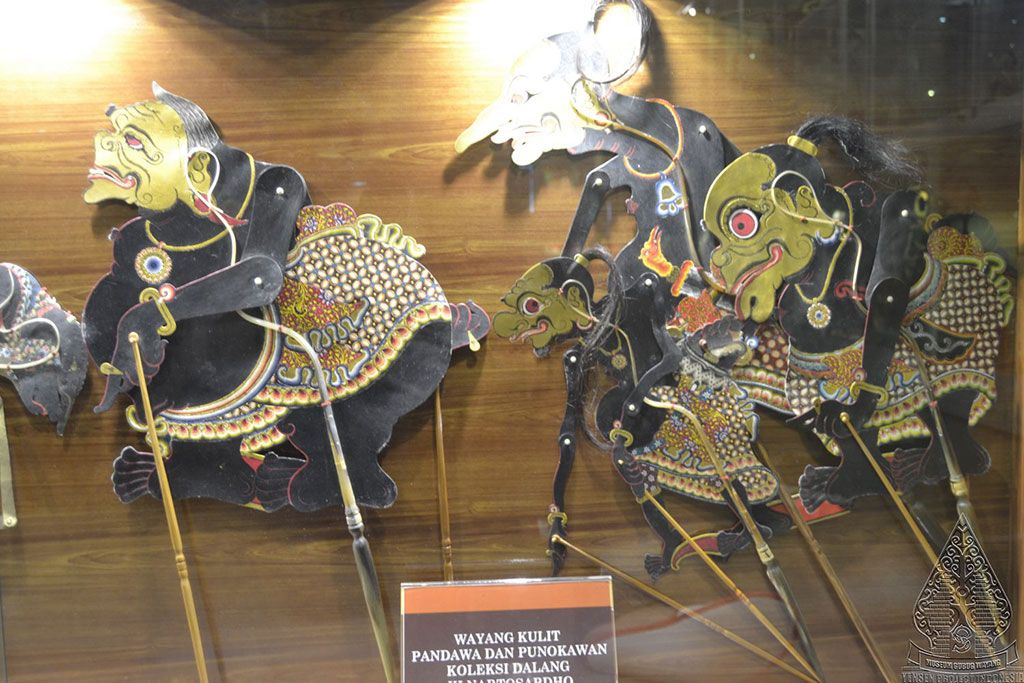 Detail Gambar Wayang Kulit Hewan Nomer 44