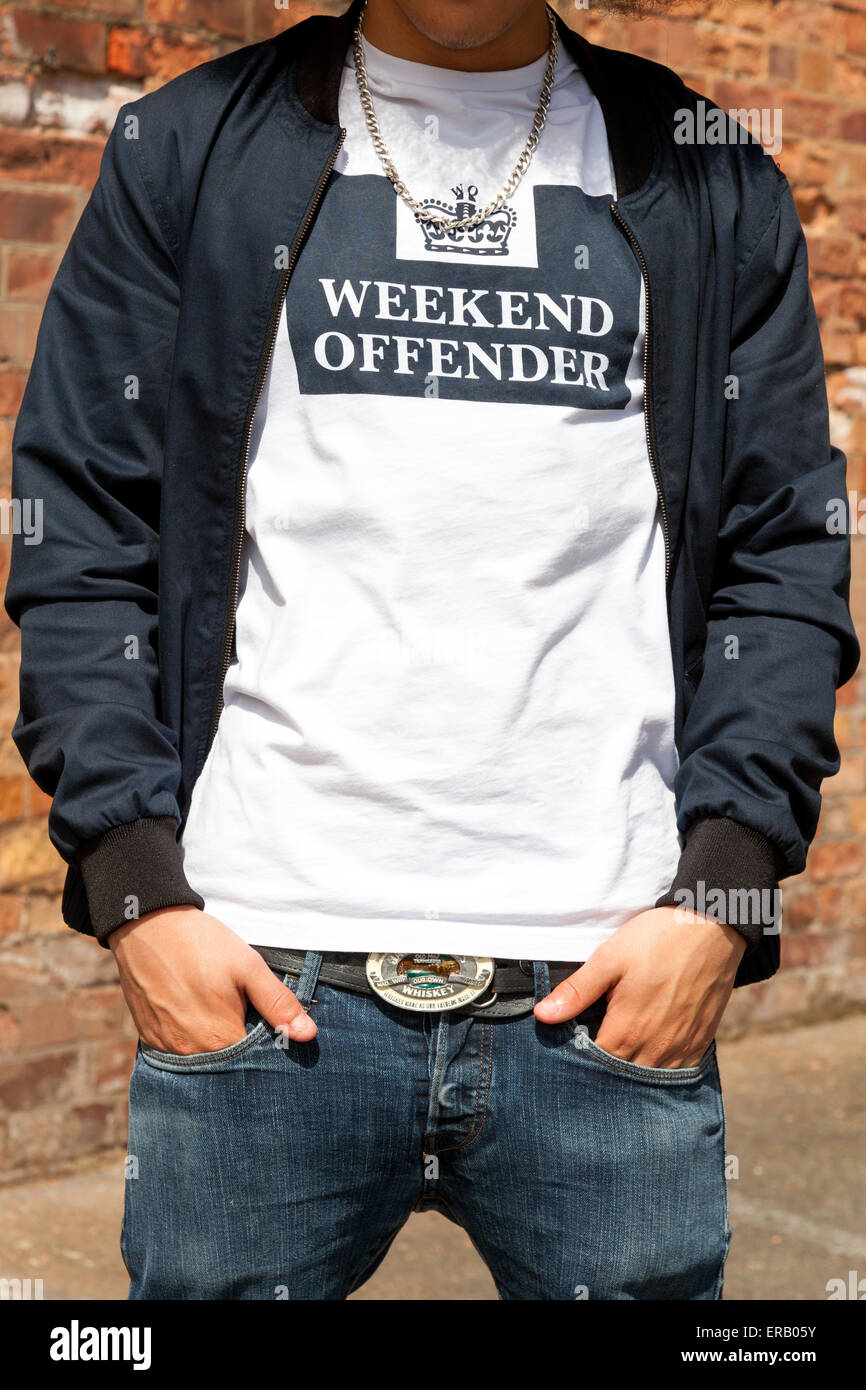 Detail Gambar Weekend Offender Nomer 53