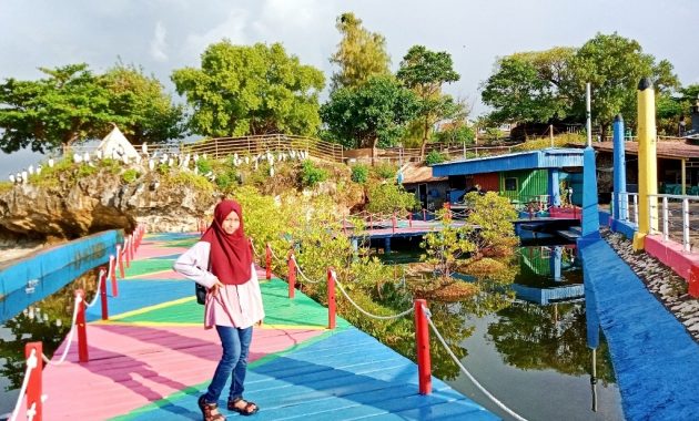 Detail Gambar Wisata Bahari Lamongan Nomer 18