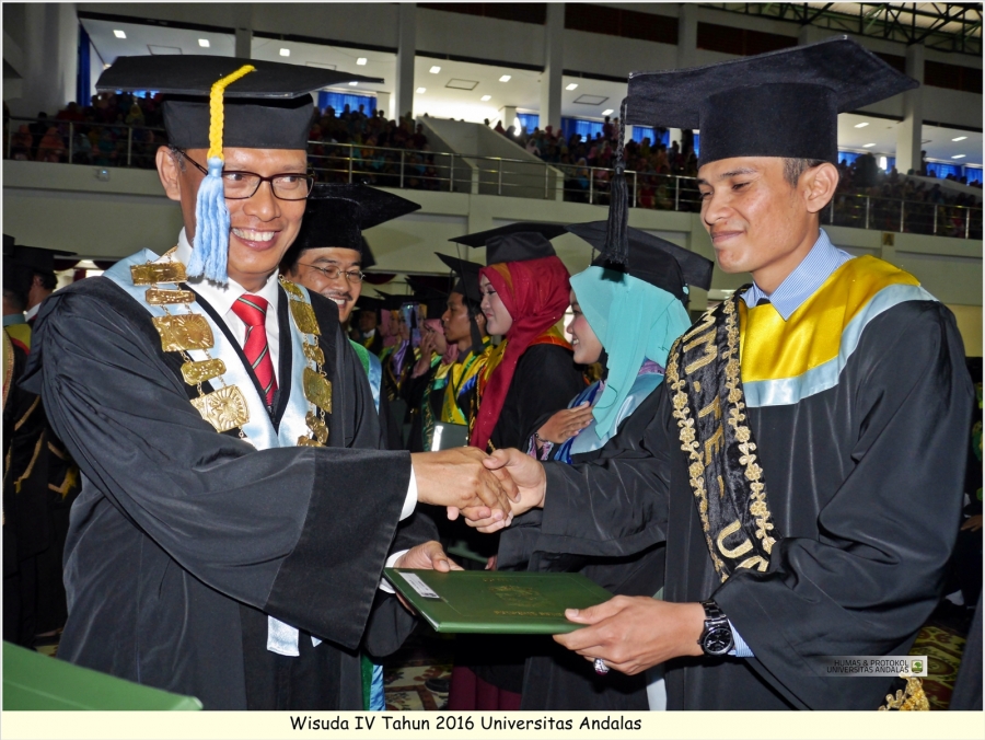 Detail Gambar Wisuda Mahasiswa Nomer 24