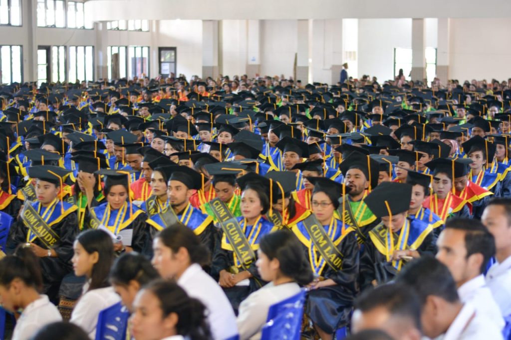 Detail Gambar Wisuda Sarjana Nomer 43