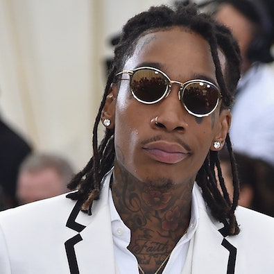 Detail Gambar Wiz Khalifah Nomer 42